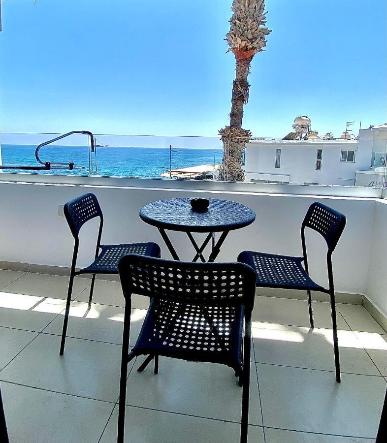 Sea La Vie #1 - Luxury Seaview Apartment Paphos Luaran gambar
